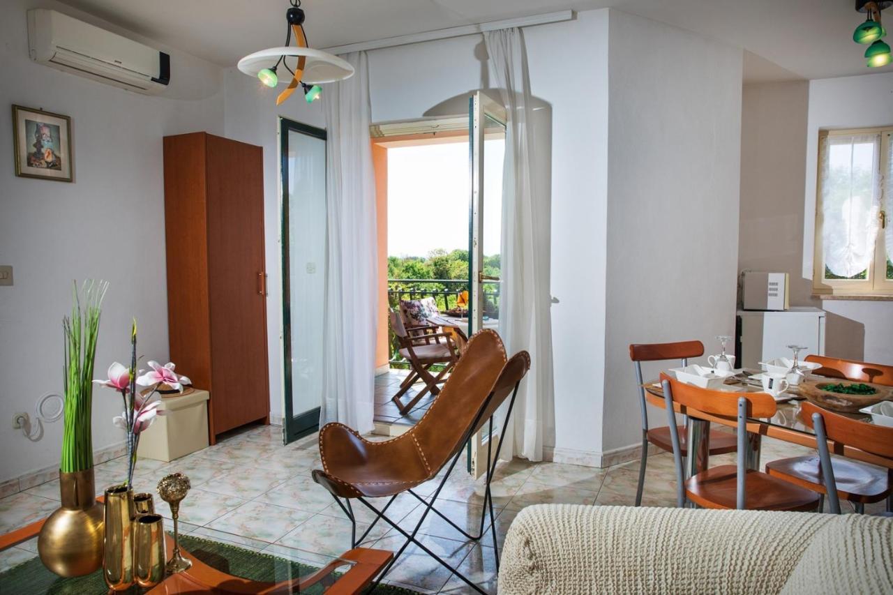 Villa Mareonda - Apartments Sussurro Rovinj Bagian luar foto