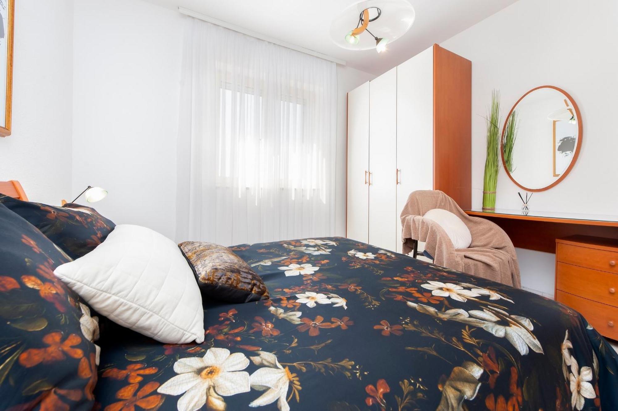 Villa Mareonda - Apartments Sussurro Rovinj Bagian luar foto