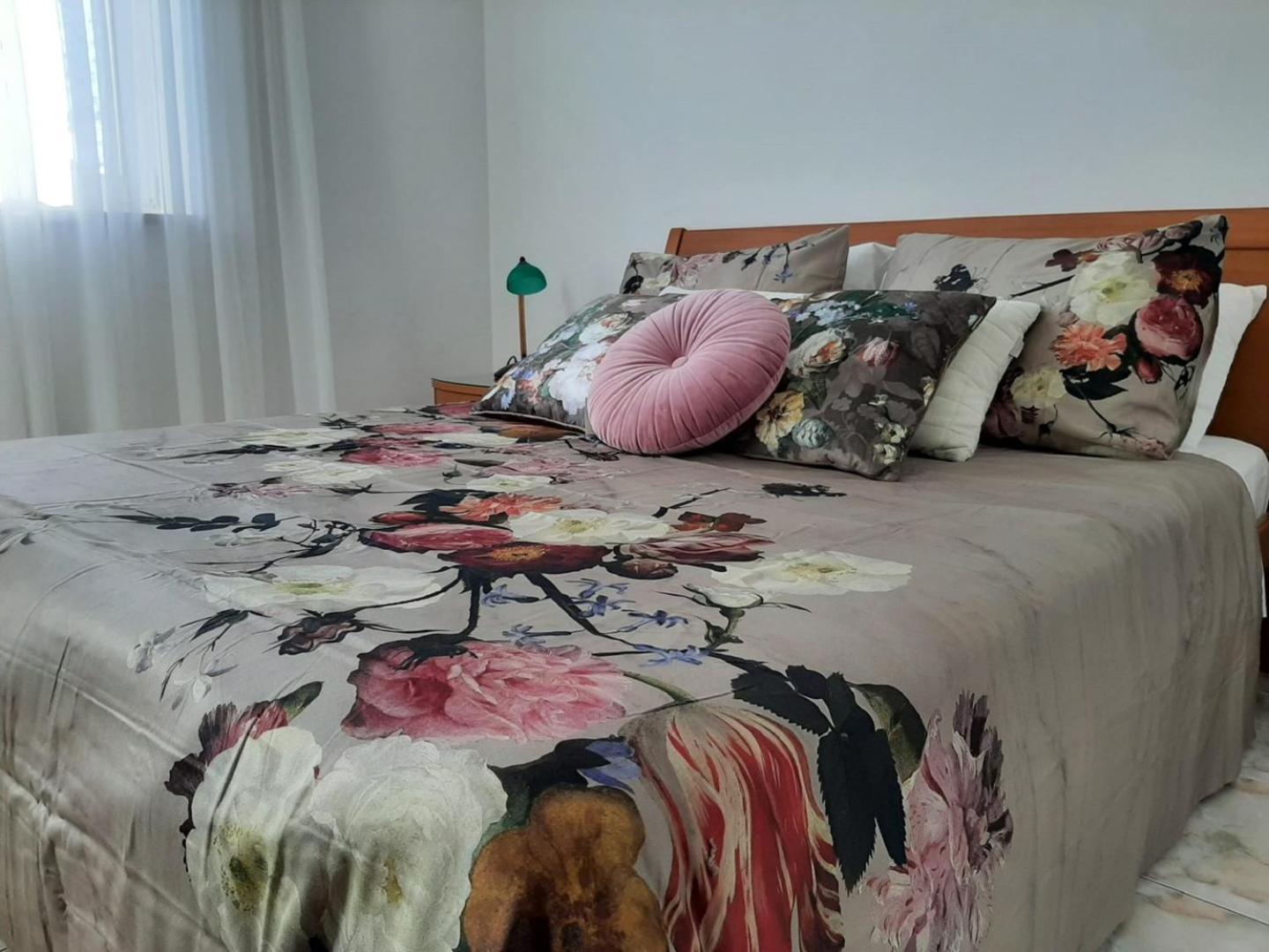 Villa Mareonda - Apartments Sussurro Rovinj Bagian luar foto