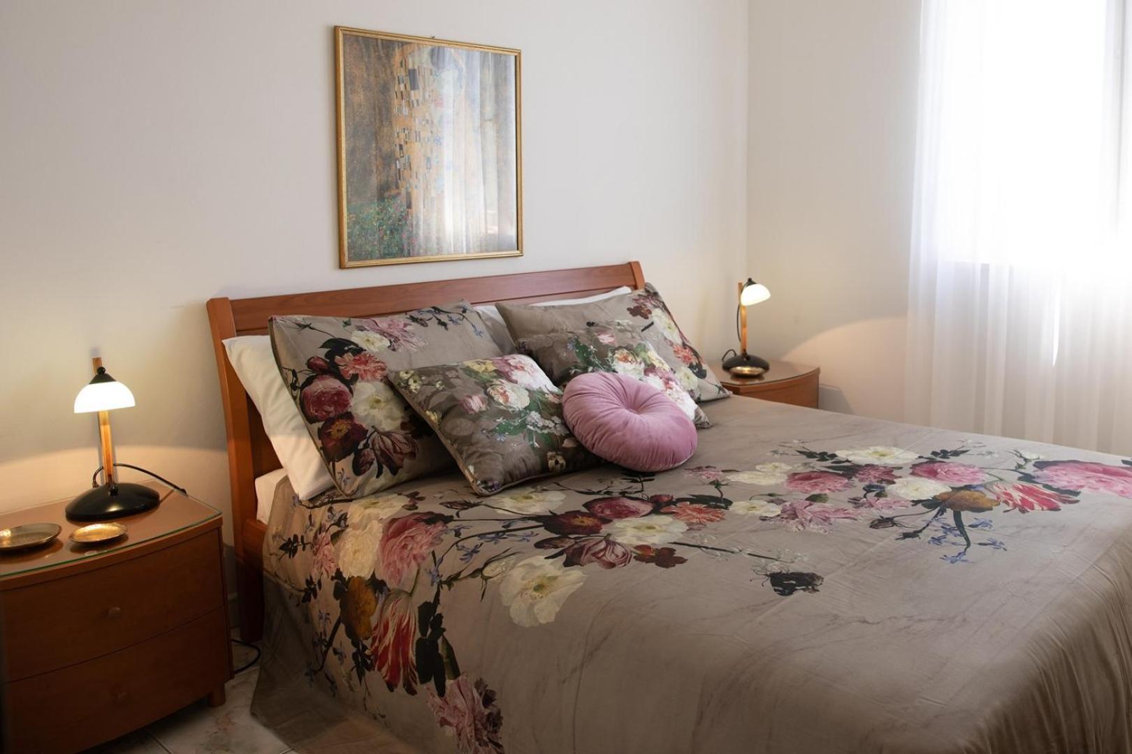 Villa Mareonda - Apartments Sussurro Rovinj Bagian luar foto